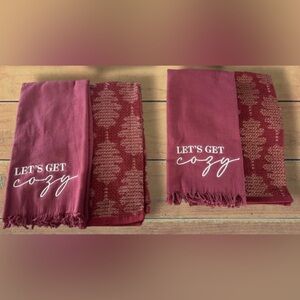 2 Sets NEW Lets Get Cozy/Leaf Coordinated Kitchen Bath Hand Towels Maroon White